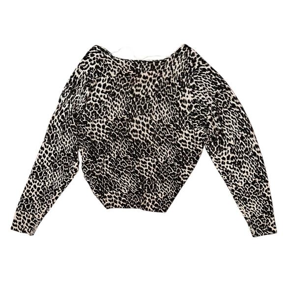By Together Leopard Print Off The Shoulder Cropped Sweater Women's Small - Picture 4 of 6